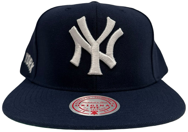 *New York Yankees* snapback hats by Mitchell & Ness