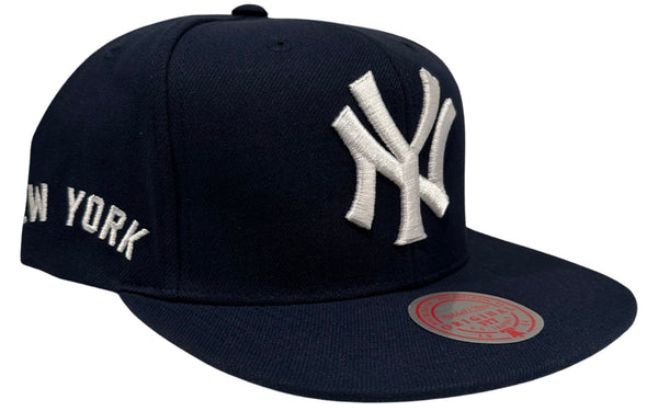 *New York Yankees* (DARK BLUE) snapback hats by Mitchell & Ness