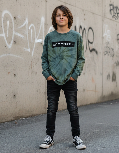 *PRE-LOVED* •Zoo York• ~Long sleeve tee~ (M/10-12)