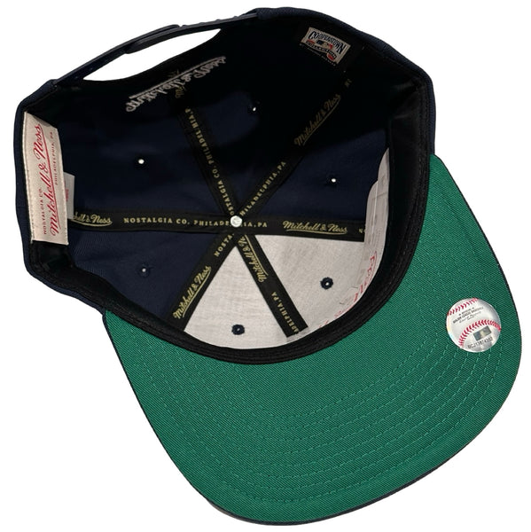 *New York Yankees* snapback hats by Mitchell & Ness