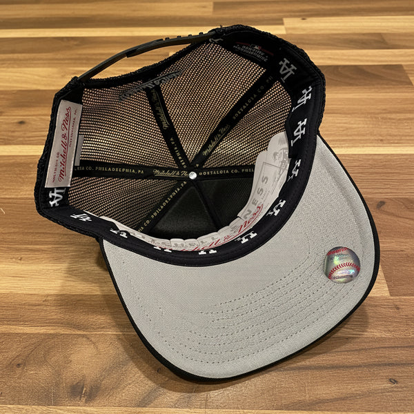 *LOS ANGELES DODGERS* ~Trucker style snapback hats by Mitchell & Ness (mesh back)