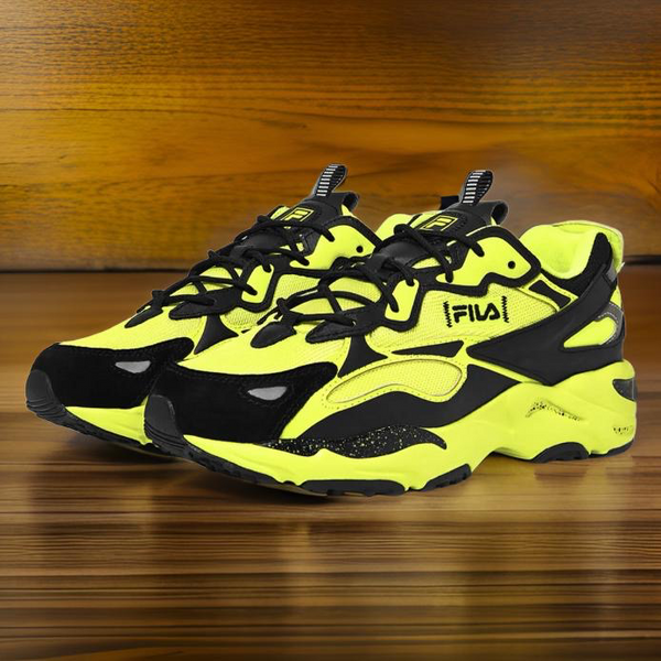 FILA ~Ray Tracer Apex~ (Black/Neon Yellow) sneaker (Men’s)