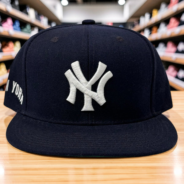 *NEW YORK YANKEES* Snapback Hats by Mitchell & Ness (Cooperstown Collection)