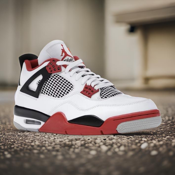 JORDAN 4 ~Fire Red~ Basketball sneaker ~Size 11~ (Men’s)