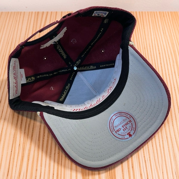 *PHILADELPHIA PHILLIES* Corduroy Snapback Hat by Mitchell & Ness (Pro Pinch Fit)