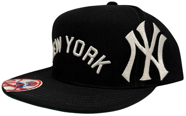 *New York Yankees* snapback hats by Mitchell & Ness