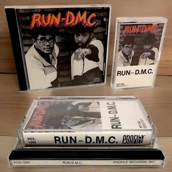 •RUN-D.M.C. - RUN-D.M.C• (1984) (CASSETTE & CD AVAILABLE) (ORIGINAL PRESSINGS)