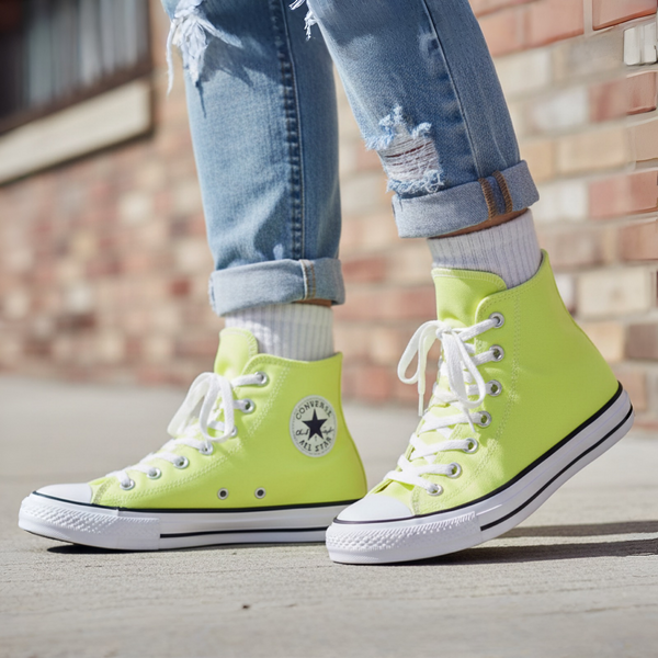 *CONVERSE* ~Chuck Taylor All Star High Tops~ (Yellow/White) (Unisex) ~Size 9~ (Men’s size)