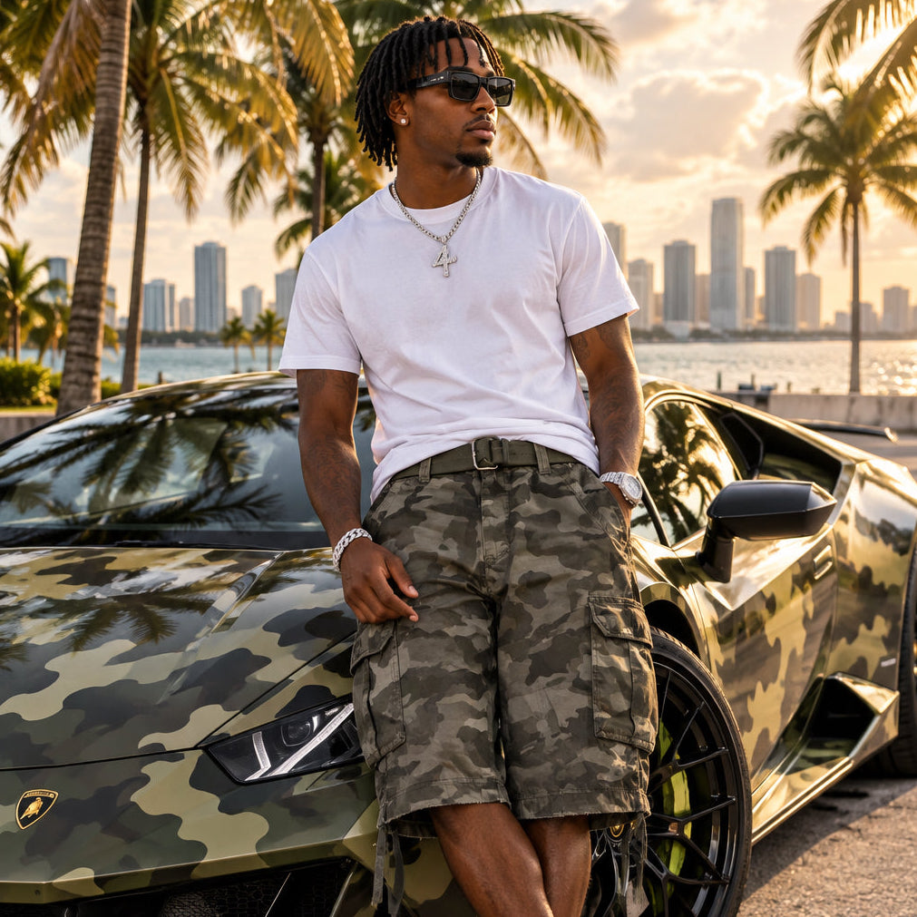 *ABLANCHE* •Men’s black camo/cargo shorts• (Casual) (Waist 32”)
