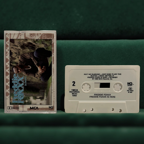 •FREDDIE FOXXX - FREDDIE FOXXX IS HERE• ~1989 OG PRESSING~ (CASSETTE TAPE)