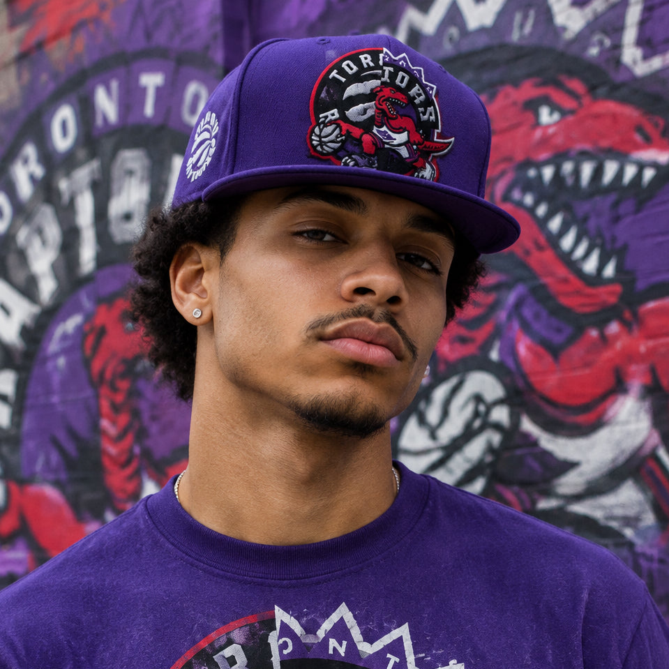 *Toronto Raptors* Snapback hat by Mitchell & Ness (Sun faded on back panel sections)