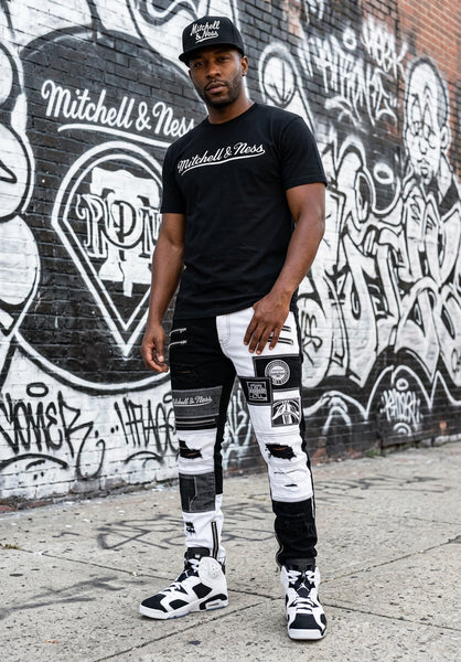 *MITCHELL & NESS* Branded Snapback Hats (Original Fit)