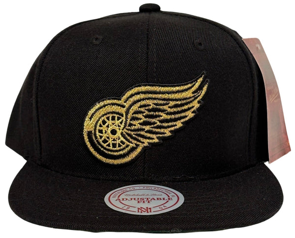 *Detroit Red Wings* snapback hats by Mitchell & Ness