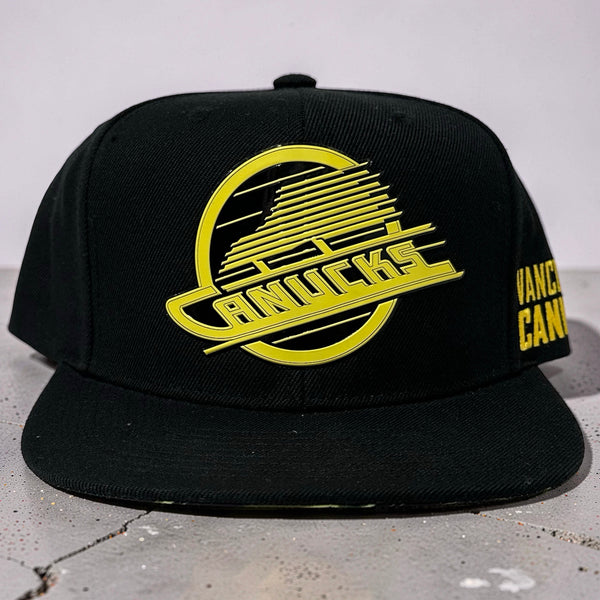*VANCOUVER CANUCKS* Snapback hat by Mitchell & Ness (Dealer Sample)