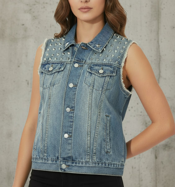 *Spiked Denim Vest* (UNISEX) (Medium) •20” Pitt to Pitt• (Steam Punk)