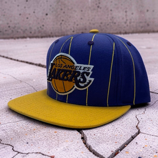 *Los Angeles Lakers* Snapback hats by Mitchell & Ness (Sun Damage)
