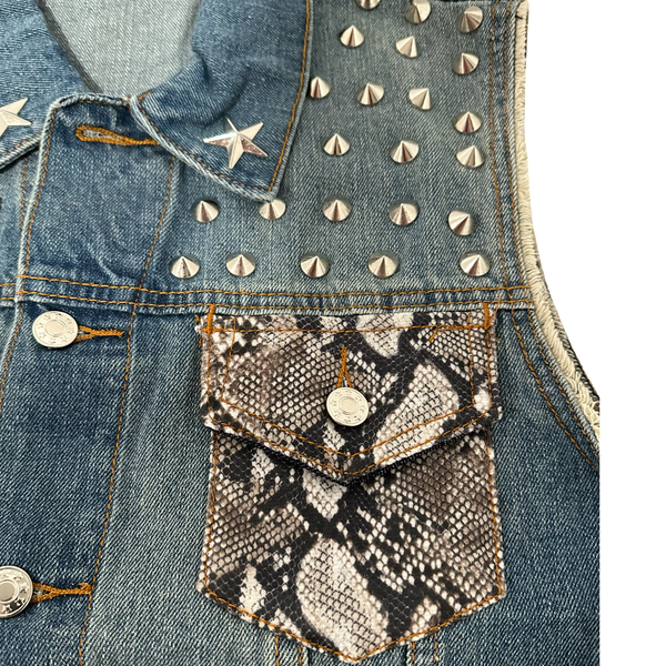 *Spiked Denim Vest* (UNISEX) (XL) •21” Pitt to Pitt•