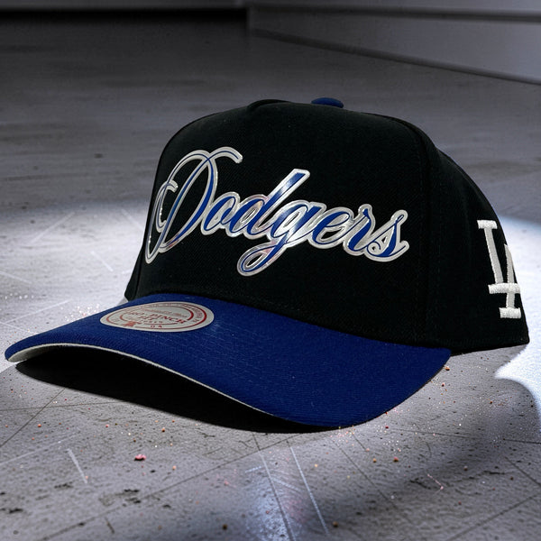 *LOS ANGELES DODGERS* Snapback hats by Mitchell & Ness (Pro Pinch Fit)
