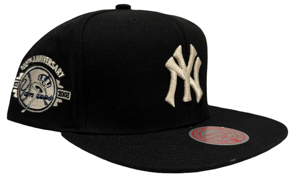 *New York Yankees* snapback hats by Mitchell & Ness