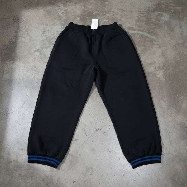 *SWEATPANTS* •Black Oversized• (double side pocket with zip) (Inside hidden pouch) (ankle toggle adjustment) (4XL)