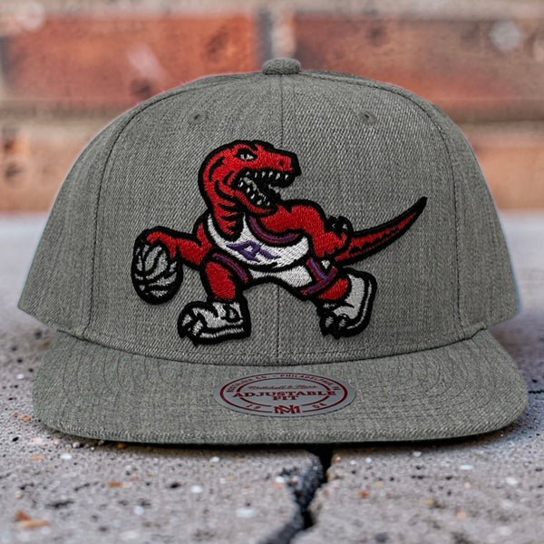 *TORONTO RAPTORS* Snapback hat by Mitchell & Ness (Adjustable Fit)