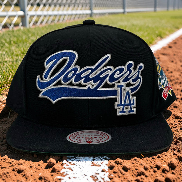 *LOS ANGELES DODGERS* Snapback hats by Mitchell & Ness (Original Fit)