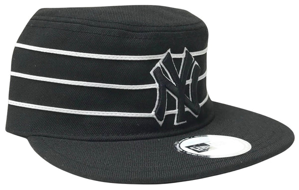 *New York Yankees* fitted hats by New Era (Flat Top)