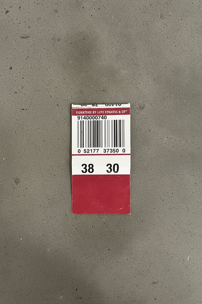 *Levi Strauss & CO.* •Reg Denim• ~38” X 30” Waist~ (SIGNATURE)