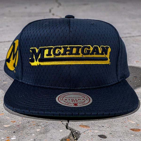 *MICHIGAN WOLVERINES* Snapback Hats by Mitchell & Ness (Original Fit)