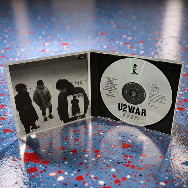 •U2 ~ WAR• ~1983 OG CANADIAN REPRESSINGS~ (CD & CASSETTE TAPE)