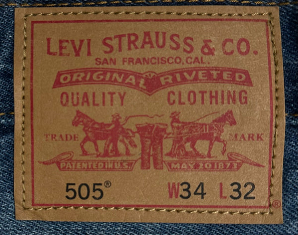 *LEVI STRAUSS & CO.* ~505 Denim jeans for men~ •STRAIGHT FIT• ~34” WAIST X 32” LEG~