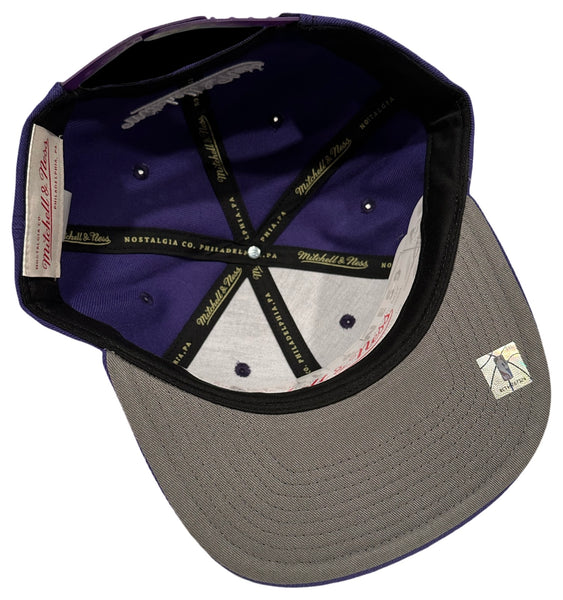 *Los Angeles Lakers* snapback hats by Mitchell & Ness