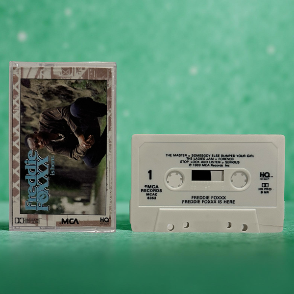 •FREDDIE FOXXX - FREDDIE FOXXX IS HERE• ~1989 OG PRESSING~ (CASSETTE TAPE)