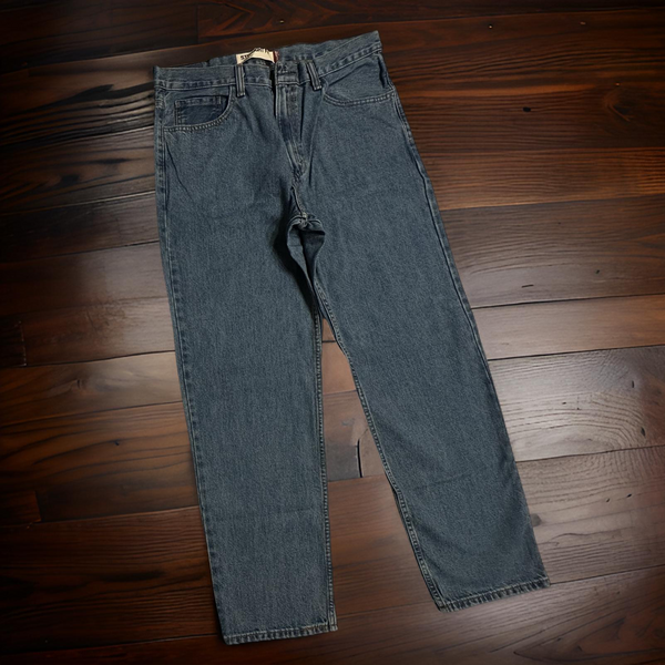 *LEVI STRAUSS & CO.* ~505 Denim jeans for men~ •STRAIGHT FIT• ~34” WAIST X 32” LEG~