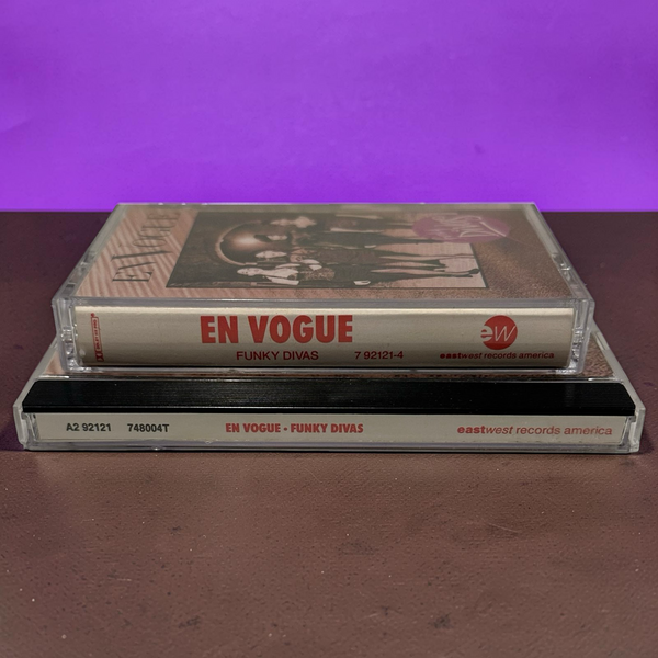 •EN VOGUE ~ FUNKY DIVAS• ~1992 OG PRESSINGS~ (CD & CASSETTE TAPE)