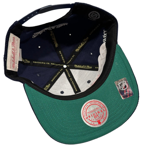 *Toronto Maple Leafs* ~corduroy~ snapback hat by Mitchell & Ness