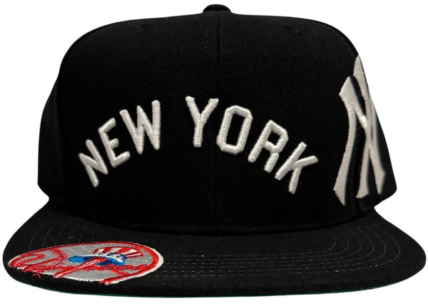 *New York Yankees* snapback hats by Mitchell & Ness