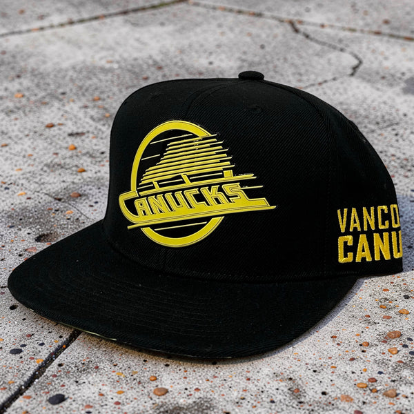 *VANCOUVER CANUCKS* Snapback hat by Mitchell & Ness (Dealer Sample)