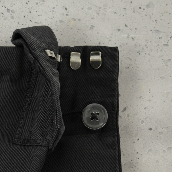 *Signature by REITMANS* •PRE-LOVED• ~Size 10 Reg. WMN~ (28” Inseam) (BLACK)