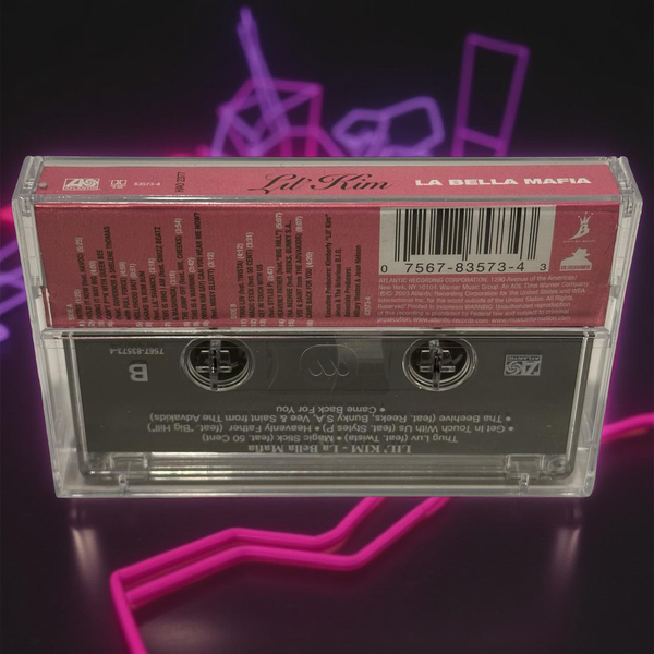 •LIL’ KIM ~ LA BELLA MAFIA ~2003 OG PRESSING~ (CASSETTE TAPE)