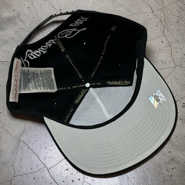 *TORONTO RAPTORS* Snapback Hats by Mitchell & Ness (Pro Pinch Fit)
