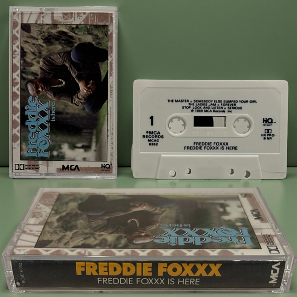 •FREDDIE FOXXX - FREDDIE FOXXX IS HERE• ~1989 OG PRESSING~ (CASSETTE TAPE)