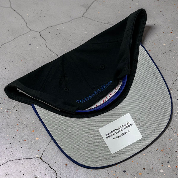 *LOS ANGELES DODGERS* Snapback hats by Mitchell & Ness (Pro Pinch Fit)