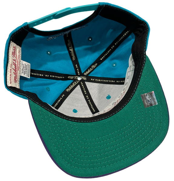 *Charlotte Hornets* snapback hats by Mitchell & Ness