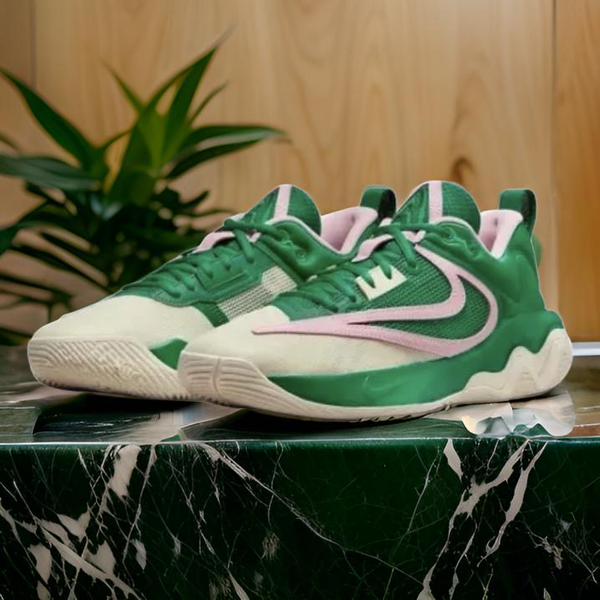 NIKE AIR ~Giannis Immortality 3~ (5 THE HARD WAY) (Malachite) ~Size 10.5~ (Men’s)