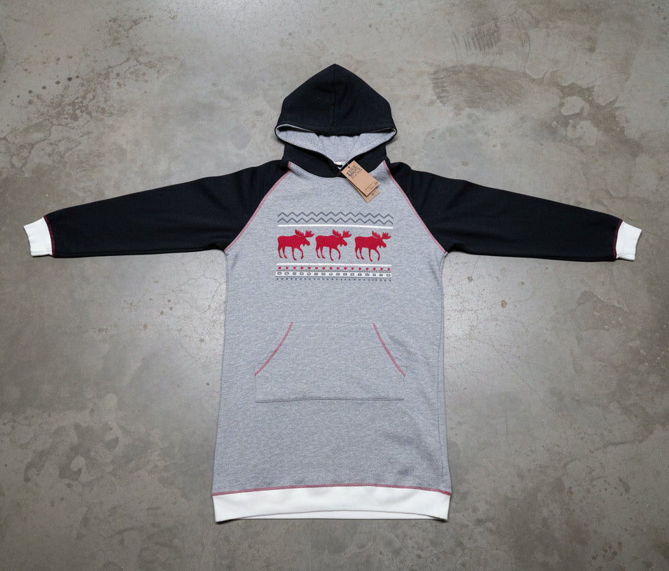 *LAZY ONE* ~long women’s hoodie~ (S/M)