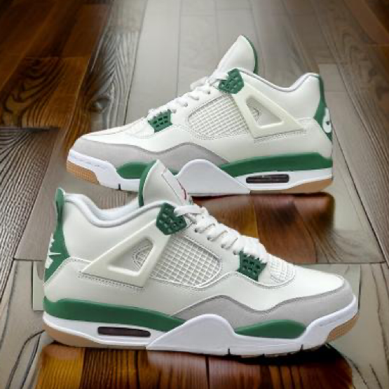 JORDAN 4 ~SB Green/White~ Basketball sneakers ~Size 12~ (Men’s)