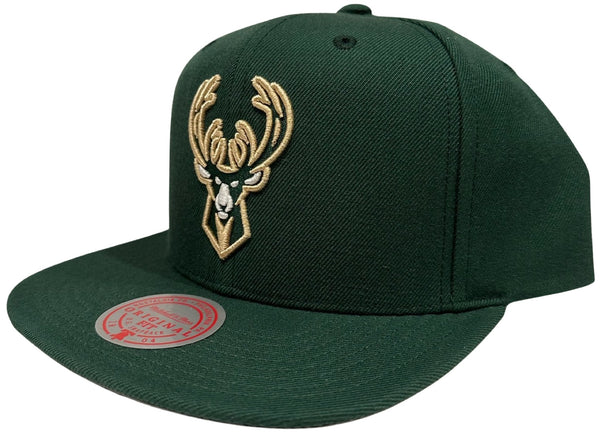 *Milwaukee Bucks* (Green) snapback hats by Mitchell & Ness