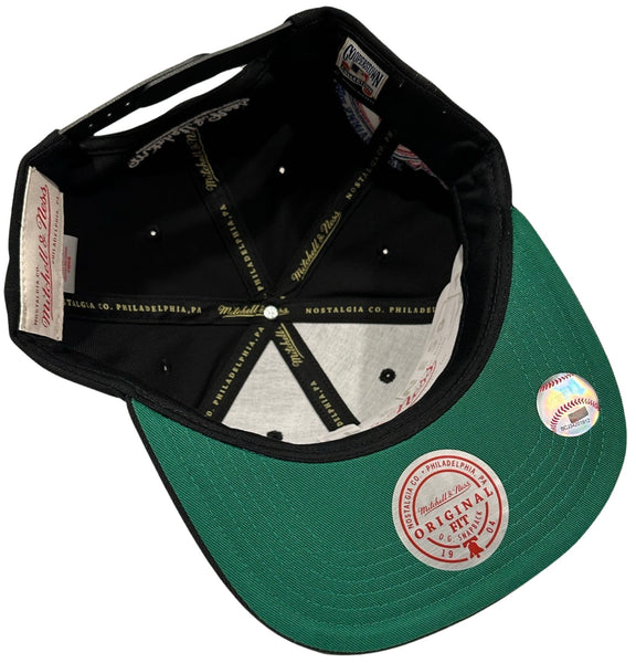 *New York Yankees* snapback hats by Mitchell & Ness