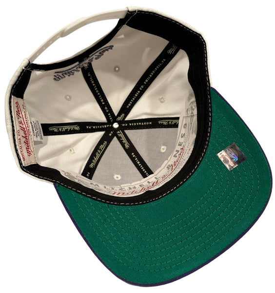 *Milwaukee Bucks* curved beak snapback hats by Mitchell & Ness